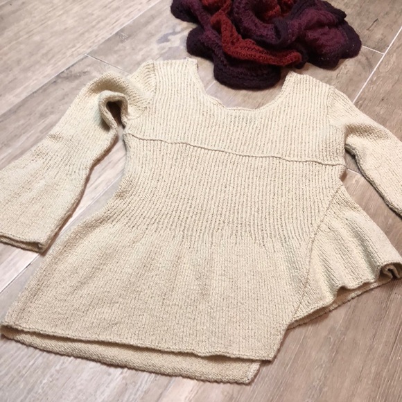 Cannisse Bamboo Asymmetrical Sweater - Picture 8 of 8